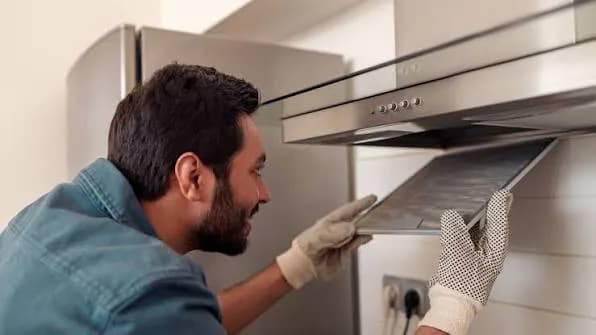 Kitchen Hood & Hob Installation